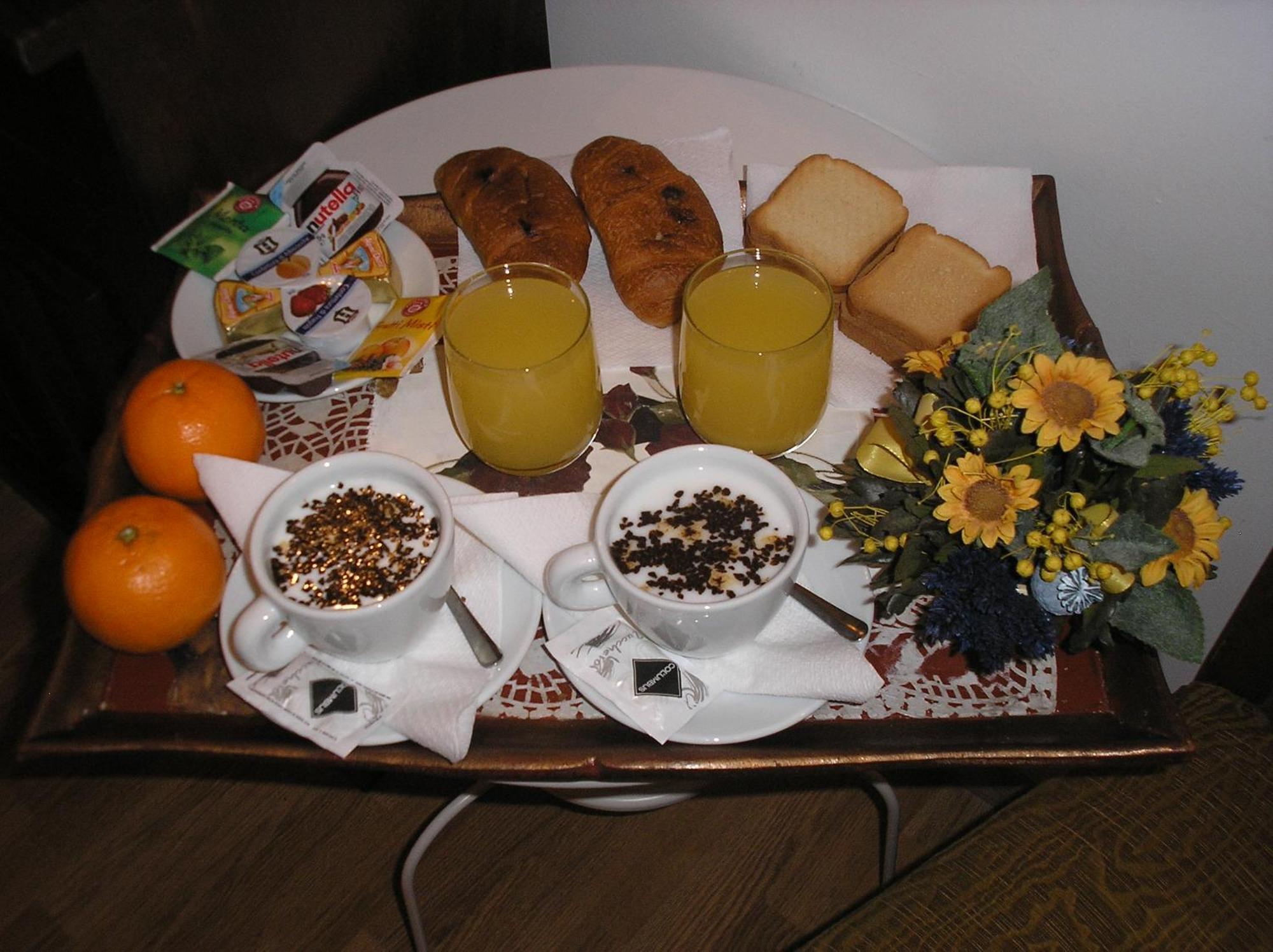 Vila Madudu Vălenii de Munte Buitenkant foto